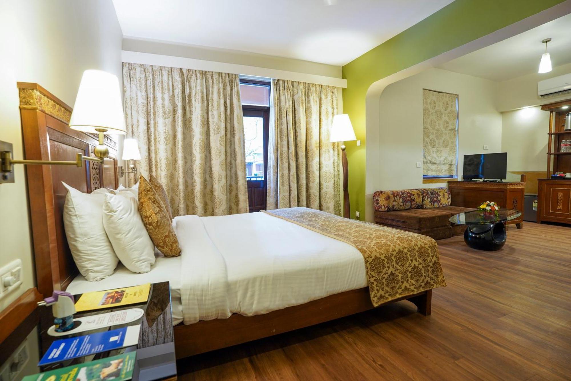 Neelams The Grand Hotel Calangute Kültér fotó